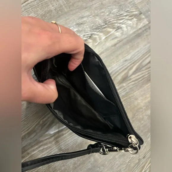 Coach NWOT! Black Wristlet with Hang Tag! - Picture 8 of 8